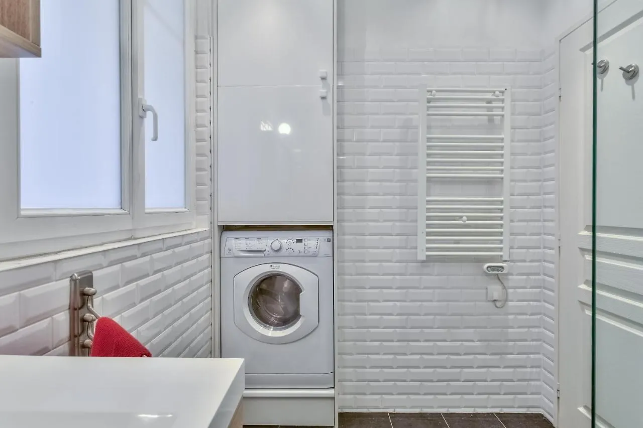 Nation - Goujon Apartment *