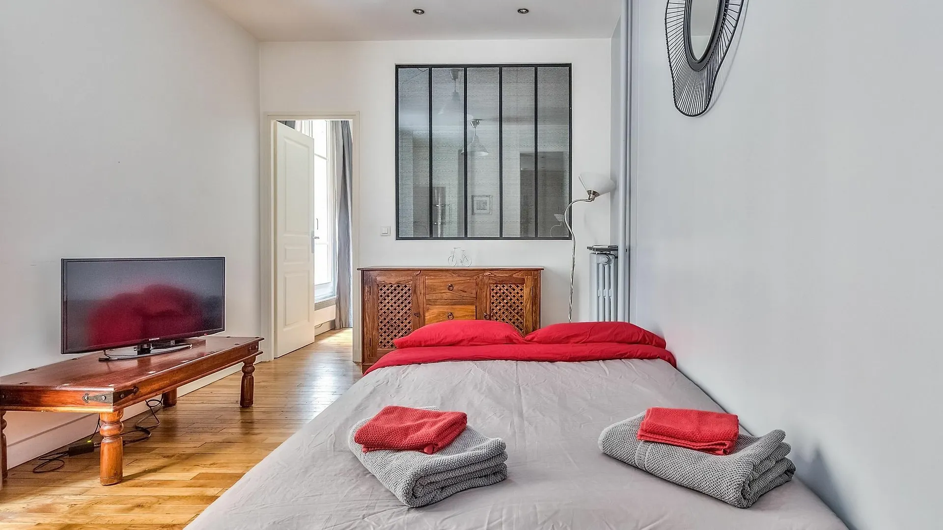 Apartment Nation - Goujon
