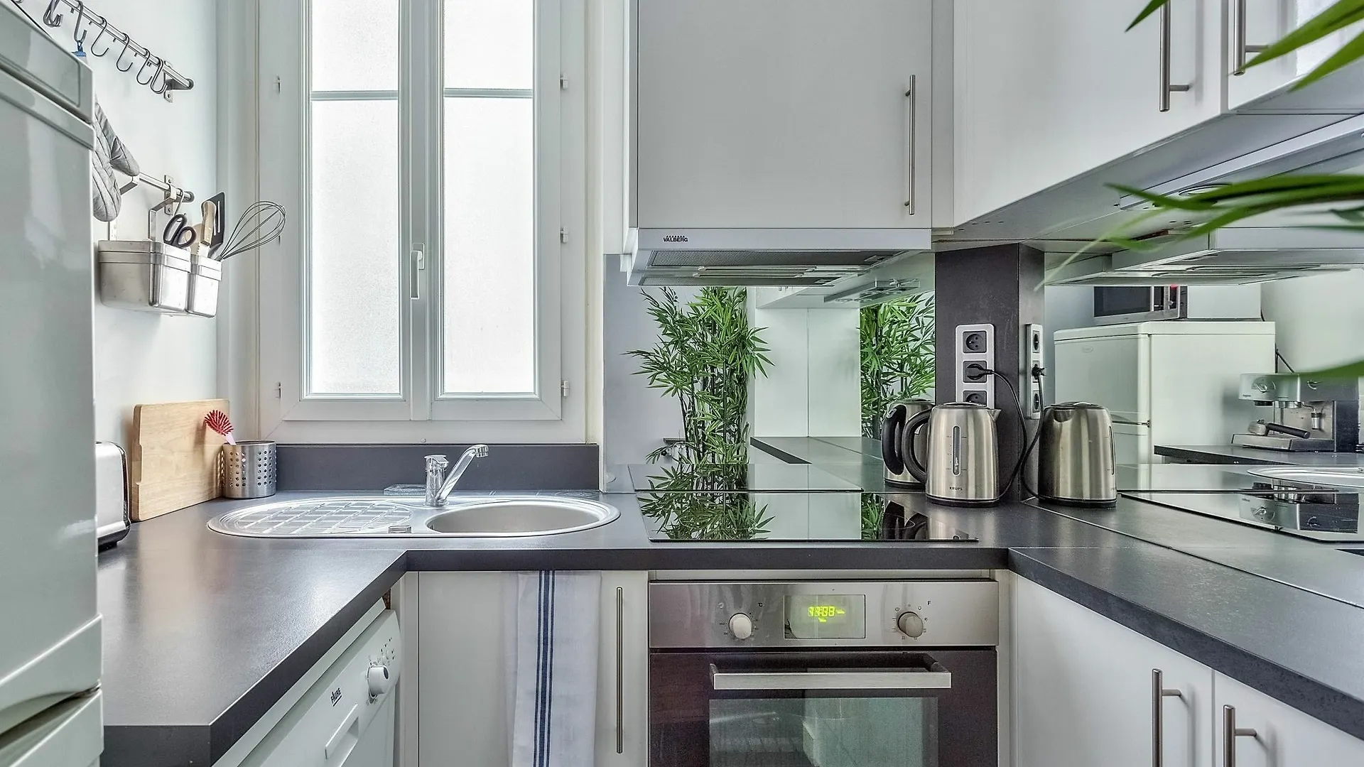 Nation - Goujon Apartment *